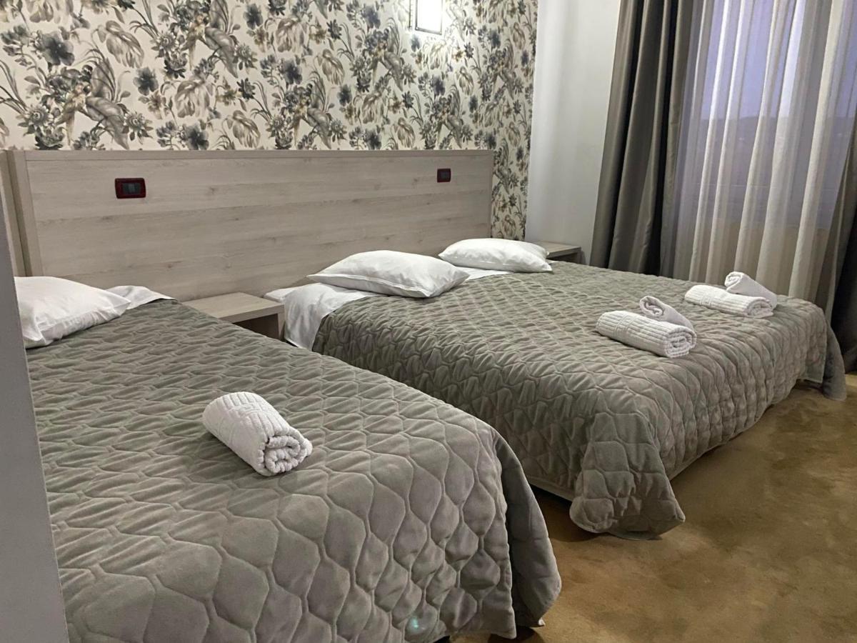 Grand Master Hotel Dej Eksteriør bilde