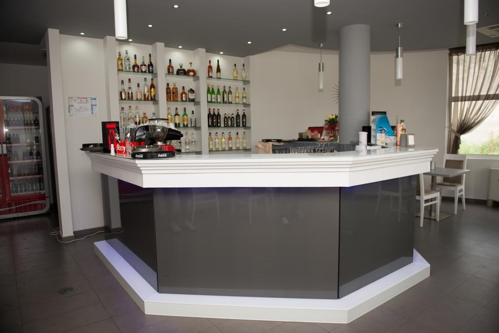 Grand Master Hotel Dej Eksteriør bilde